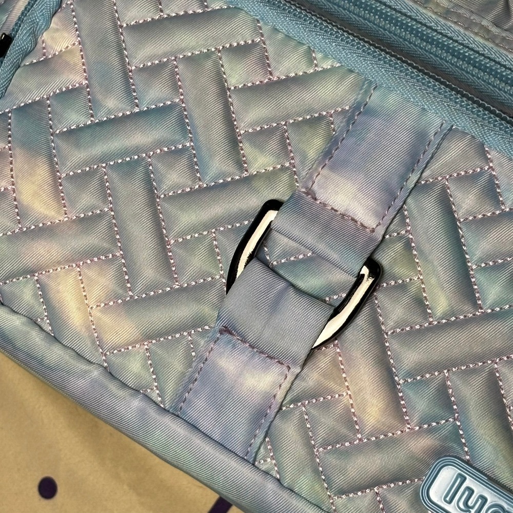 Lug Carousel Crossbody Bag Pastel Mystic Seaglass RFID Quilted Shoulder Bag Blue - Picture 16 of 16